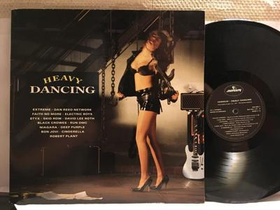 Tumnagel för auktion "HEAVY DANCING - V/A"