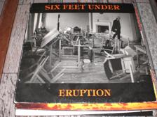 Tumnagel för auktion "SIX FEET UNDER " ERUPTION " VG+"