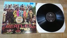 Tumnagel för auktion "Beatles LP Sgt. Peppers Lonely Hearts Club Band"