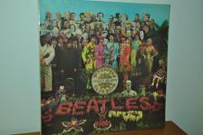 Tumnagel för auktion "Beatles - St Peppers Lonely Hearts Club Band (1967)"