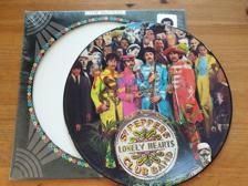 Tumnagel för auktion "Beatles, The - Pic-LP - St. Peppers Lonely Hearts Club Band"