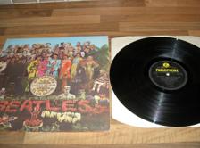 Tumnagel för auktion "LP - The Beatles – Sgt. Pepper's Lonely Hearts Club Band"