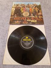 Tumnagel för auktion "The Beatles – Sgt. Pepper's Lonely Hearts Club Band - UK - Original - Stereo"