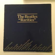 Tumnagel för auktion "THE BEATLES- SGT PEPPER'S LONELY HEARTS CLUB BAND. (LP)"