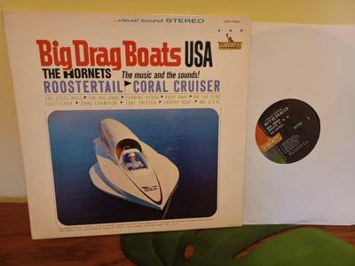 Tumnagel för auktion "THE HORNETS - Big drag boats USA 1964  Dragster V8 Hot Rod Surf"