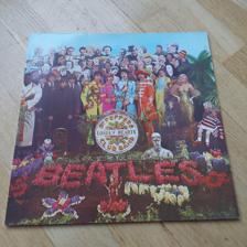 Tumnagel för auktion "The Beatles, sgt peppers lonely hearts club band"