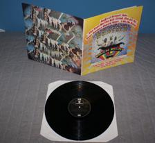 Tumnagel för auktion "THE BEATLES Sgt. Pepper's Lonely Hearts Club Band PCS 7027 UK"