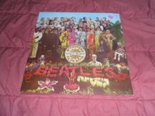 Tumnagel för auktion "THE BEATLES - Sgt. Peppers Lonely Hearts Club Band. LP. Vinyl"