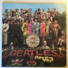 Tumnagel för auktion "The Beatles - Sgt. Pepper’s Lonely Hearts Club Band, Mono!"