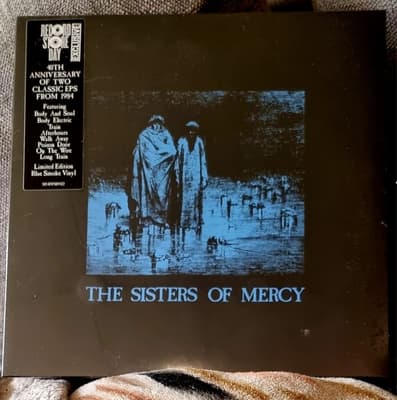 Tumnagel för auktion "Sisters Of Mercy - RSD 2024 - Blue Smokey Vinyl."