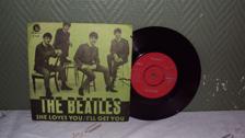 Tumnagel för auktion "The Beatles She Loves You/Ill get You tidig press"