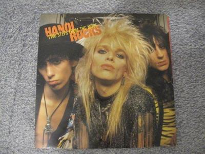 Tumnagel för auktion "Hanoi Rocks - Two Steps From The Move vinyl från 1984"