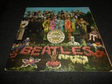 Tumnagel för auktion "Beatles - Sgt. Peppers Lonely Hearts Club Band - UK LP-1967"