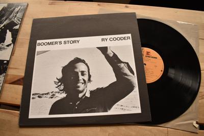Tumnagel för auktion "Ry Cooder Boomers Story LP Reprise Records pop rock"