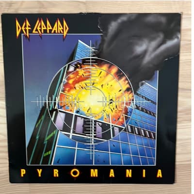 Tumnagel för auktion "Def Leppard Pyromania LP Holland 1983"