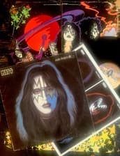 Tumnagel för auktion "KISS Ace Frehley LP VINYL +Poster 1978 affisch plansch rock hårdrock"