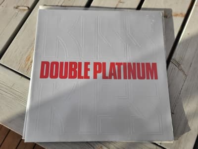 Tumnagel för auktion "Kiss - Double Platinum"