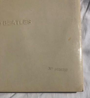 Tumnagel för auktion "Beatles – 3 stycken White album mono och stereo"