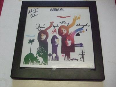 Tumnagel för auktion "ABBA THE ALBUM Autograferad med hälsning proveniens"