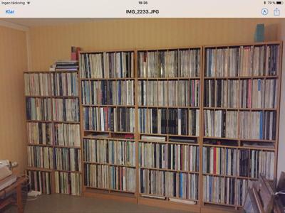Tumnagel för auktion "Vinyl Klassisk musik ca 4000 LP inkl skivhyllor för avhämtning i Täby"