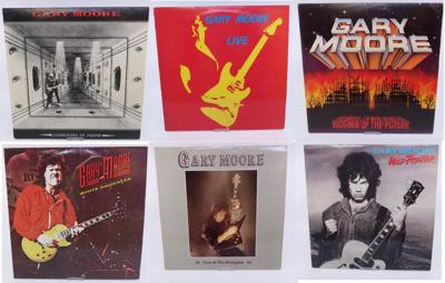 Tumnagel för auktion "Gary Moore x 13 bl.a Live in Japan, G-force, Dirty fingers, grinding stone m.m."