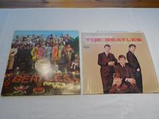 Tumnagel för auktion "2 VINTAGE LP VINYL SKIVOR THE BEATLES INTRODUCING THE BEATLES, LONELY HEARTS!"