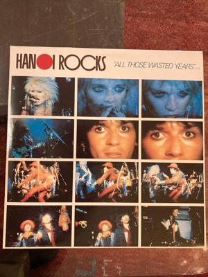 Tumnagel för auktion "Hanoi Rocks, All those wasted years"