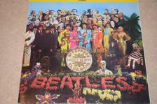 Tumnagel för auktion "The Beatles  Sgt  Peppers lonely hearts club band  sällsynt grålila vinyl canada"