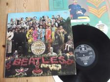 Tumnagel för auktion "Beatles-Sgt.Pepper's Lonely Hearts Club Band misprint sleeve"