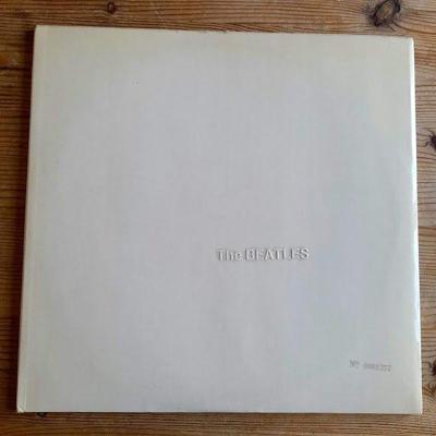 Tumnagel för auktion "The Beatles - White Album No 0001357  Very low number!!!"