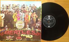 Tumnagel för auktion "THE BEATLES, SGT PEPPERS LONELY HEARTS CLUB BAND, LP."