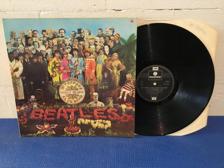 Tumnagel för auktion "The Beatles - Sgt. Peppers Lonely Hearts Club Band UK 70’s Press !!!!!"