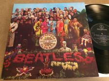 Tumnagel för auktion "THE BEATLES Sgt Pepper’s lonely hearts… LP -67/?? Hol. PARLOPHONE 1A 062-04177"