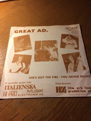 Tumnagel för auktion "Superudda hårdrock!!!  Great AD. - She´s got the fire/You never belive från 1976"