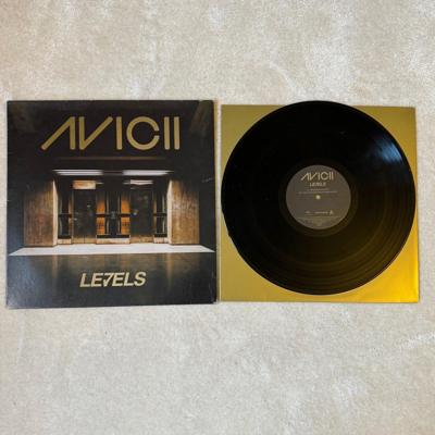 Tumnagel för auktion "Avicii Levels Vinyl"