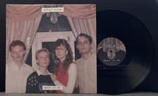 Tumnagel för auktion "Holy Now – Dream Of Me RARE Indie Rock LP 2022 In Shrink Printed Innerbag"