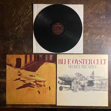 Tumnagel för auktion "BLUE ÖYSTER CULT - Secret Treaties 1974. US Press! Originalinner! Prog-rock. LP"