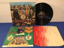 Tumnagel för auktion "The Beatles - Sgt. Peppers Lonely Hearts Club Band UK Orig-67 KOMPLETT !!!!"