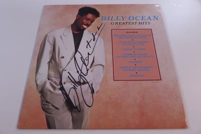 Tumnagel för auktion "BILLY OCEAN - SIGNERAD LP AUTOGRAF - "GREATEST HITS" - 1989!!!"