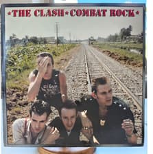 Tumnagel för auktion "The Clash - Combat Rock (Vinyl)"