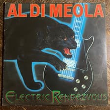 Tumnagel för auktion "AL DI MEOLA - Electric Rendezvous 1982. "Gitarrhjälte” JAN HAMMER PROG-ROCK. LP"