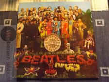 Tumnagel för auktion "THE BEATLES   SGT.PEPPER´S LONELY HEARTS CLUB BAND   INSERT"