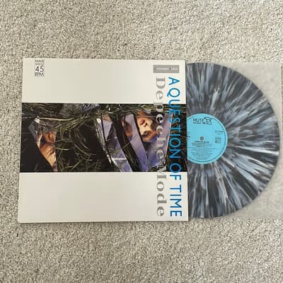 Tumnagel för auktion "Depeche Mode A question of time (färgad vinyl)"