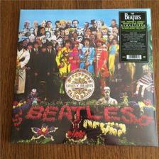 Tumnagel för auktion "Beatles - Sgt. Pepper's Lonely Hearts Club Band LP"