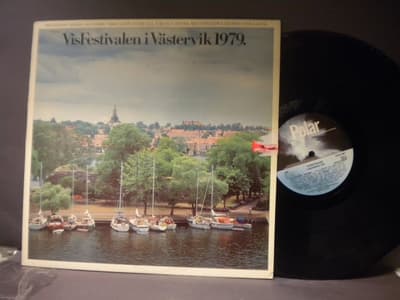 Tumnagel för auktion "VISFESTIVALEN I VÄSTERVIK 1979 - V/A - 2 -LP - HOOTENANNY SINGERS..."