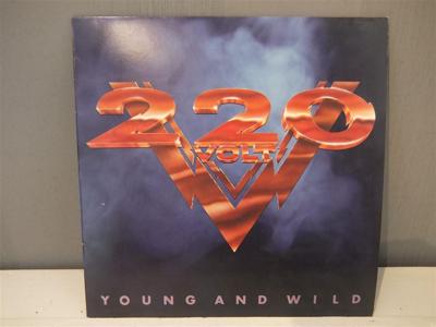 Tumnagel för auktion "220 VOLT "YOUNG AND WILD" HÅRDROCK EUROPE NAZARETH AC/DC KLASSIKER LP CBS 1987"