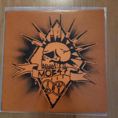 Tumnagel för auktion "Mob 47 - Stop the slaughter LP råpunk käng hardcore etc"