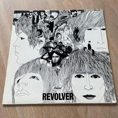 Tumnagel för auktion "BEATLES-Revolver  (LP, 1966, USA)  RE-ISSUE 1976"