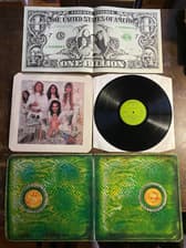 Tumnagel för auktion "ALICE COOPER - Billion Dollar Babies 1973. Komplett UK Orig!! FOC. Prog-rock. LP"