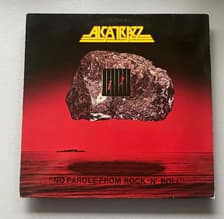 Tumnagel för auktion "Alcatraz - No Parole From Rock 'N' Roll (Vinyl) med Yngwie"